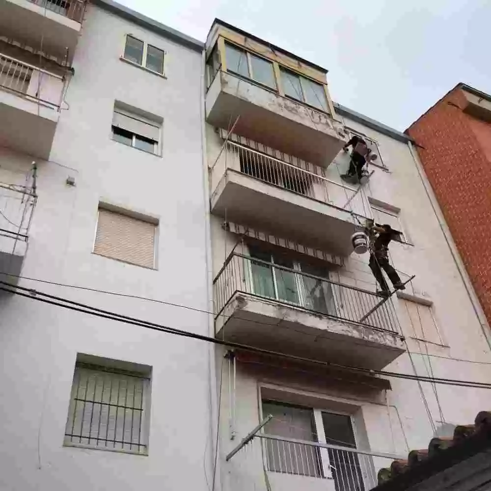 Reparación de fachada y cantos de forjado